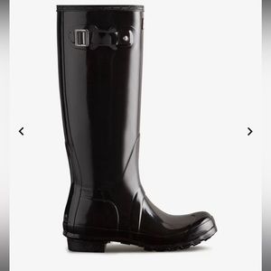 Hunter Women’s Original Tall Gloss Rain Boots